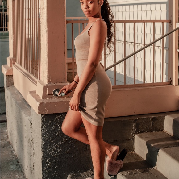 None Dresses & Skirts - Tan dress